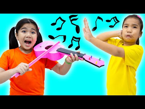 Suri and Anna Pretend Play w/ Guitar & Violin Music Toys & Sing Kids Songs Nursery Rhymes