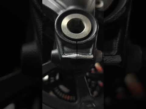 How to unscrew axle bolt.#funny #automobile #bikelife #guide