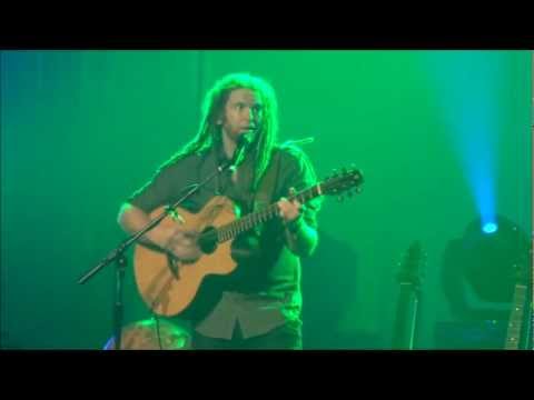 Brick by Brick - Newton Faulkner (Live)