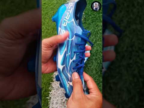 The lightest footballboots ever | PUMA ULTRA SL #asmrvideo #footballboots #puma #pumafootball