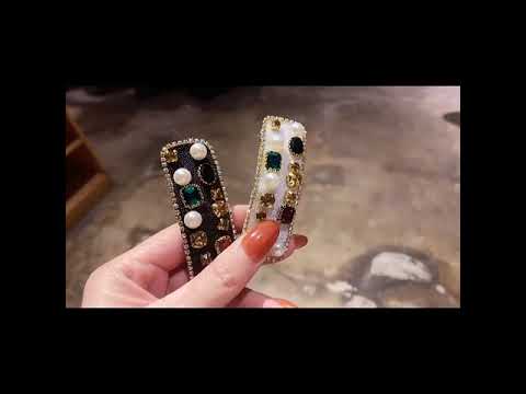 カラフルビジューヘアクリップ 2個セット　F220304