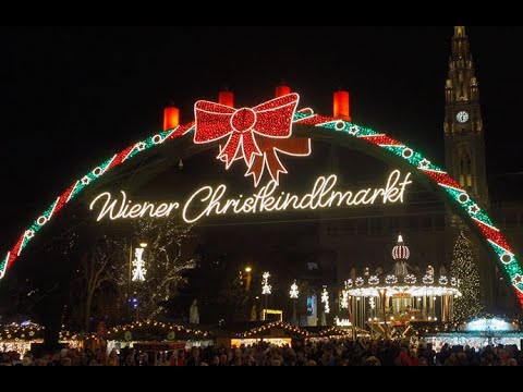 Exploring the Vienna Christmas Market 2022 with the Sony ZV-1 (Low Light)