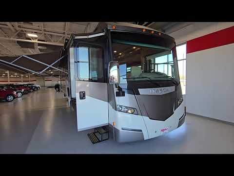 2016 Meridan Class A RV - WOW!