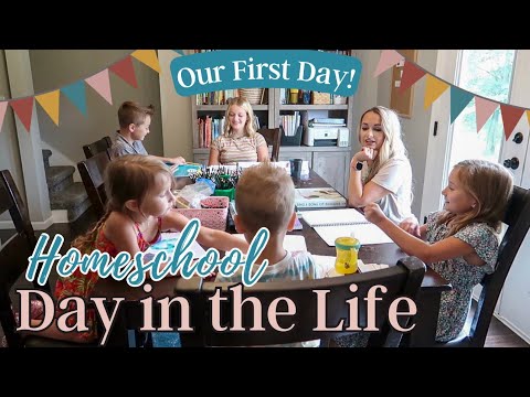 FIRST DAY OF HOMESCHOOL DAY IN THE LIFE! // Large Family Homeschooling Vlog // 2023