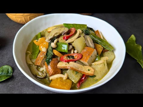 Vegan Thai Green Curry Recipe | Vegetarian Tofu Mushroom Vegetables Curry | Berry Berry Life