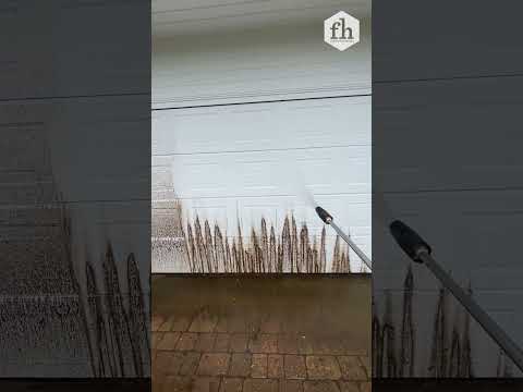 Watching This Garage Door Get Cleaned Is So Satisfying