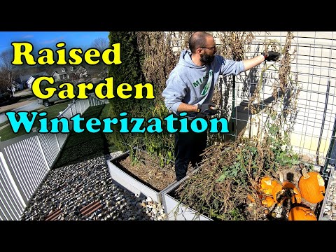 Winterizing My Raised Garden Bed