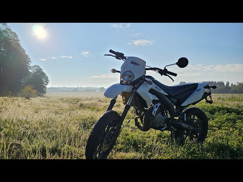 RIDE TO SCHOOL " Itt még motorral sem egyszerű közlekedni" II MOTOVLOG WITH DERBI SENDA II #1