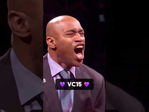 🇺🇸 #nba ¡@mrvincecarter15 recibe una gran ovación antes de retirar su camiseta en Toronto! 💜