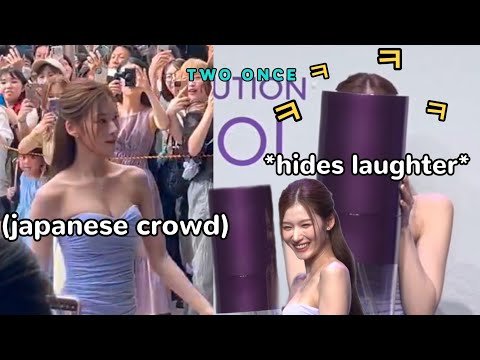 how Sana *hilariously* handled the unexpected props size at japan event 😂