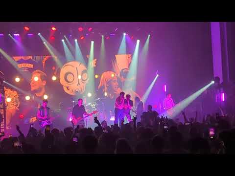 Senses Fail covers "Helena" by MCR | Danforth Music Hall, Toronto - Nov 21, 2024