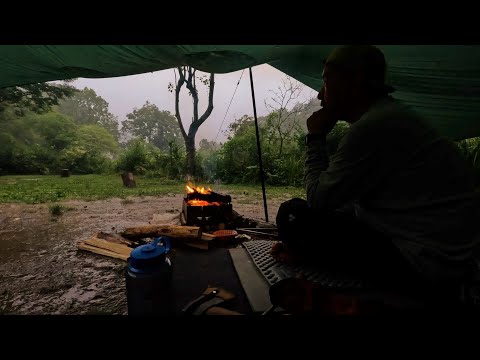 It's raining in the tarp shelter - hilleberg tarp10UL