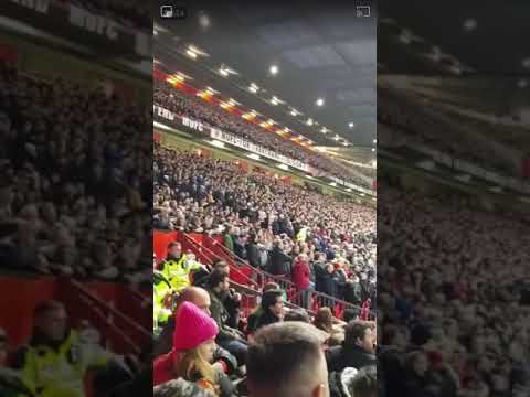 “BUILD A BONFIRE, PUT THE GLAZERS ON THE TOP” - Man UTD fans at home to Norwich City