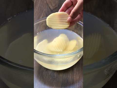 How to make lays chips at Home 🤯 #shorts #layspotatochips #chips #trendingshorts #shortsfeed