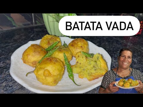 Batata Vada (Famous Street Food) #food #cooking #recipe #indianfood #batatavadarecipe #batatavada