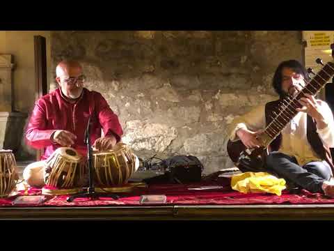 Sangati live at Breno #tabla #sitar #nirmalavina