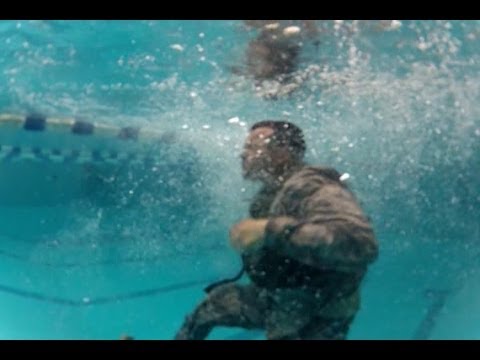 AFN Osan - AFN Korea Update - Soldiers learn necessary skills to survive in water