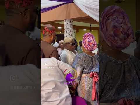 Odunlade Adekola and madam SAje honor AFEEZ owo