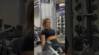 This is so Embarrassing…😰 #gymgirl #girlswholift #funny #viral #gym #gymlife #fitness #gymlover