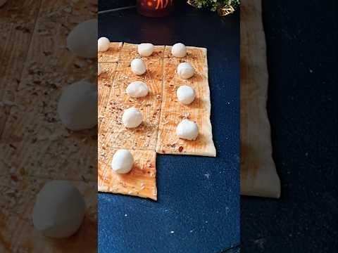 Super Idea 😱  #Shorts Christmas Tree Pizza  😋 #pullapartpizza #foodhack #snacks #pizza