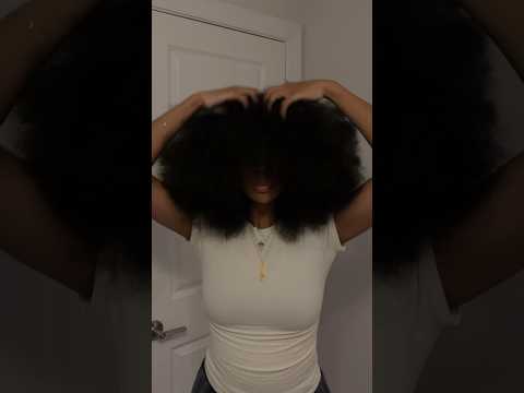 we love a good blow out. #naturalhair