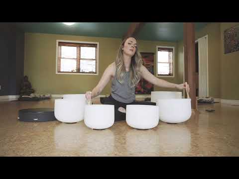 1 minute of Heaven - Crystal Singing Bowls - Lumirä