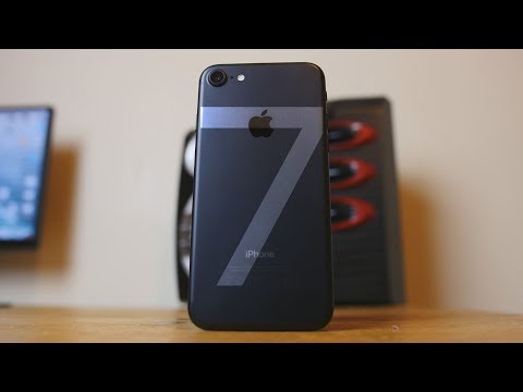 iPhone 7 Review (2017)