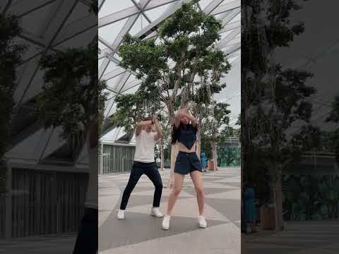 Dance in public with husband 😘 #setmefree #twice #twicesetmefree