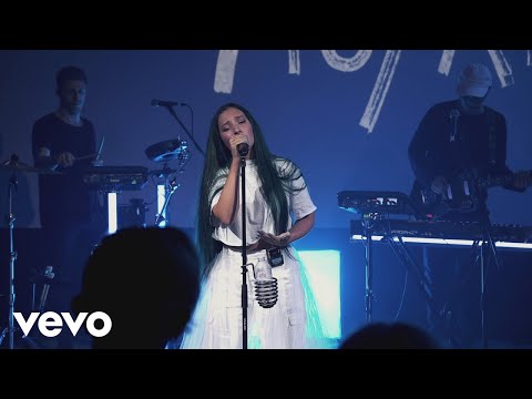 Au/Ra - Outsiders (Live from YouTube Space London)