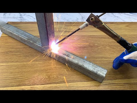 Genius invention! Excellent Welding technique using Spark Plugs and 12V Battery