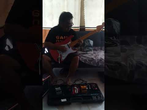 intro lagu di alam fana cintamu-(fotograf)-cover solo guitar by faizal Danny.