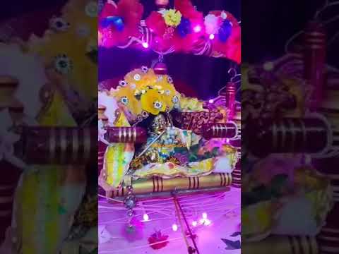 झूले पलना में कन्हैया बधाई बजे गोकुल में 💞💞  #shreekrishnajanmashtami #janmashtamiwhatsappstatus