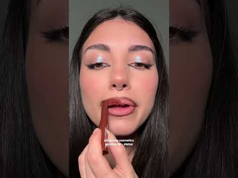 Glossy balm lip combo | #lipstick #lipsticktutorial #glossylips