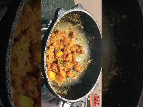 Tasty and easy vatha kuzhambu podi#food #shortvideo #shorts #tamil#kuzhambu #kuzhamburecipesintamil