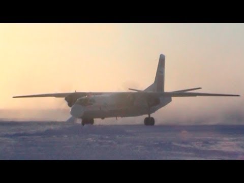 Takeoff of the plane from the Barneo base - Geographic North Pole 2002 expedition