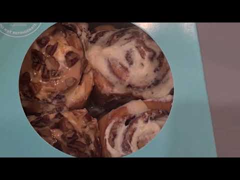 Cinnabon Singapore - Mini Classic & Mini Pecabon