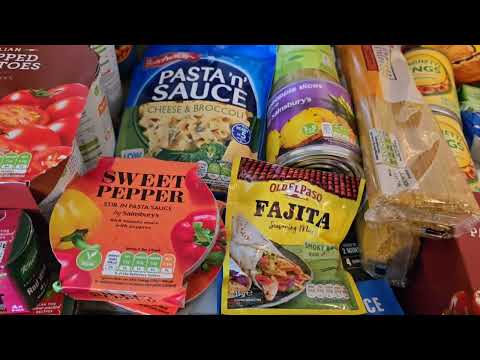 GROCERY HAUL | GETTING IN THE CHRISTMAS FOOD