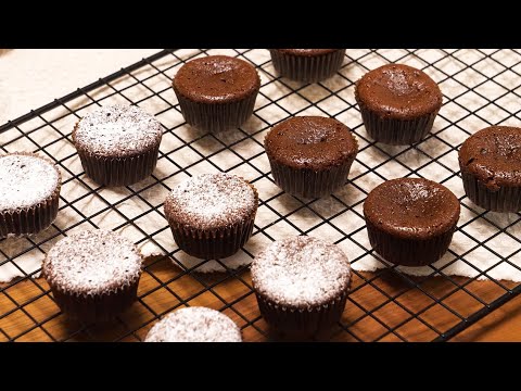 Perfect for Valentine's Day! Moist and rich bite-sized chocolate cake.