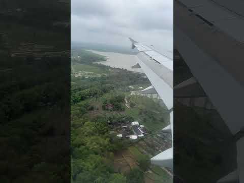 Scoot flight landing in Lombok, Indonesia #travel #airport #nature #changi #love #lombok #indonesia