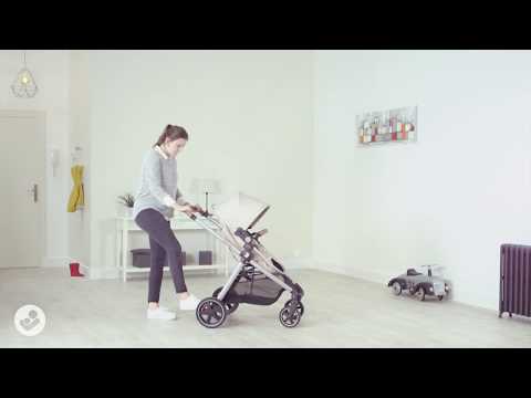 Maxi-Cosi Zelia Travel System: How to Adjust Push Bar