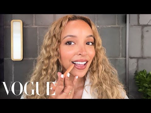 Tinashe’s ‘Nasty’ Y2K Lip Routine | Beauty Secrets | Vogue