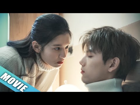 【MOVIE】He pretended to be asleep to lure her closer🥰