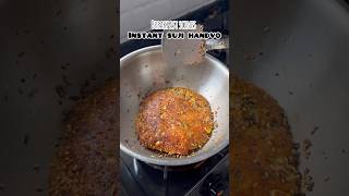 Instant suji handvo #handvo #handvorecipe #cookingvideos #gujratirecipe #shorts #easyrecipe