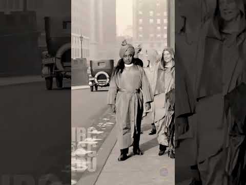 Watch Paramhansa Yogananda Walking in New York