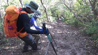 20131027_雲居平→下蒜山登山口（鎖とロープがあるきつい下り坂）