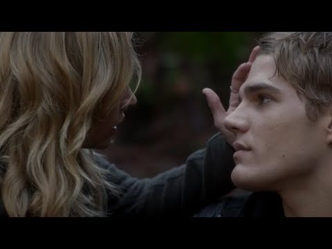 The Secret Circle: Jake and Cassie