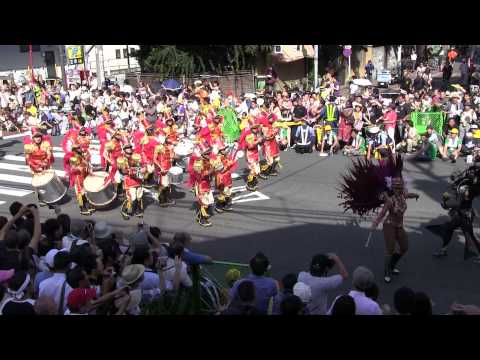 浅草サンバカーニバル2013　ソウ・ナッセンチ