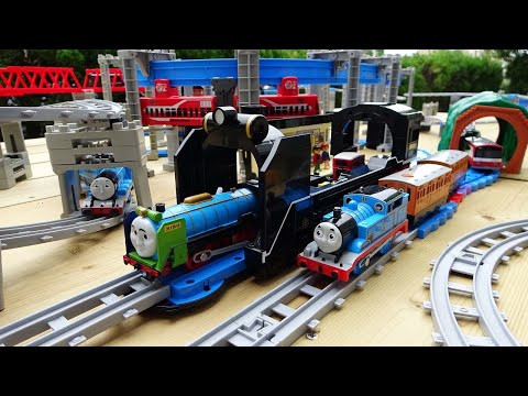 Thomas Plarail☆D51 Steam Locomotive Rail Station & Monorail Course