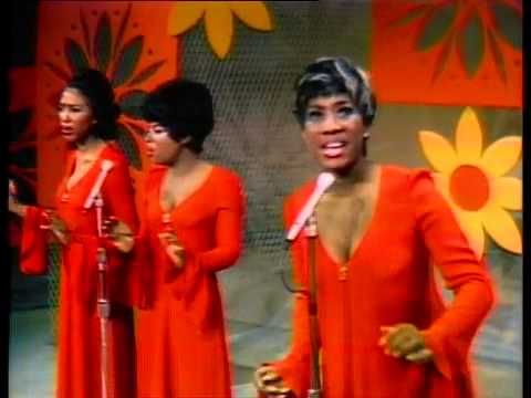 Patti LaBelle & The Bluebells - Somewhere Over the Rainbow (1968)