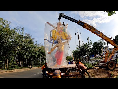 Ganesh idol transporting | Laxmi guda Ganesh idol lifting with Crane | Ganesh Aagman